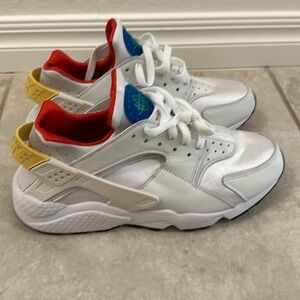 Nike women’s size 11. New